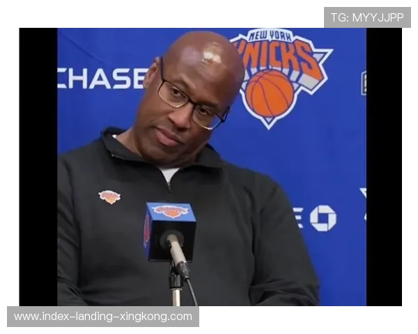 布朗用人掀风暴：球迷怒怼教练不放哈特的决定！