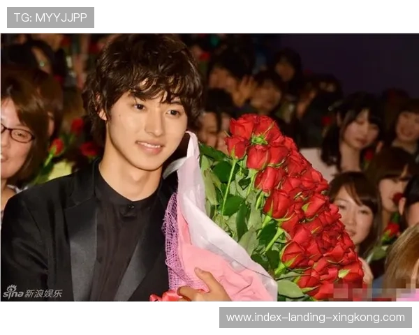 MMA终结技震撼全场,粉丝尖叫 MMA终结技震撼全场,粉丝尖叫