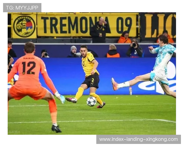 德甲多特短传传导，前锋完成致命一击