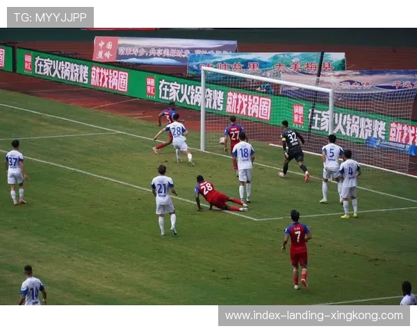 梅州客家高位封堵做得非常到位，使出球极其艰难